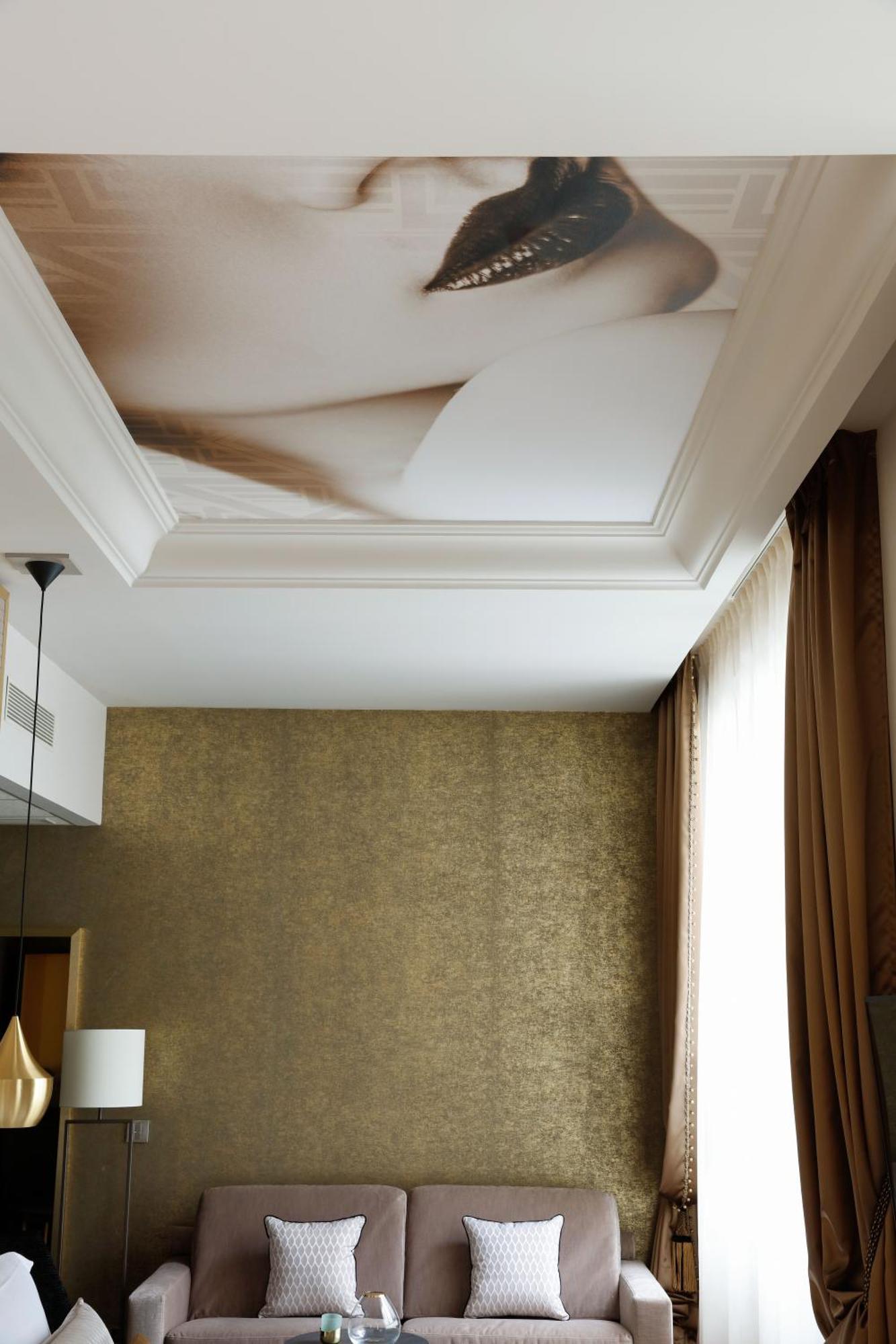 Niepce Paris, Curio Collection By Hilton 4* Paris