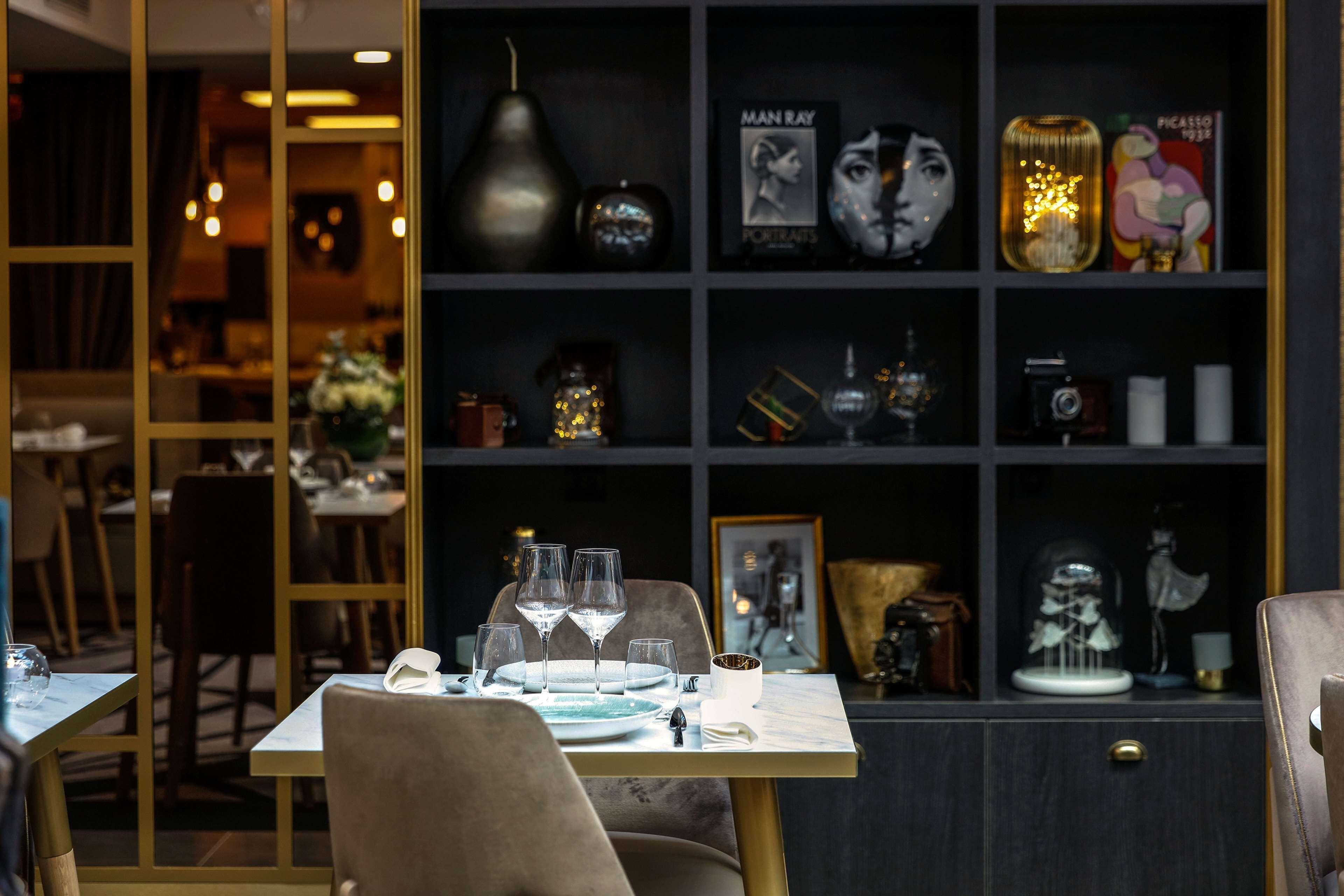 Niepce Paris, Curio Collection By Hilton Hotel Parigi